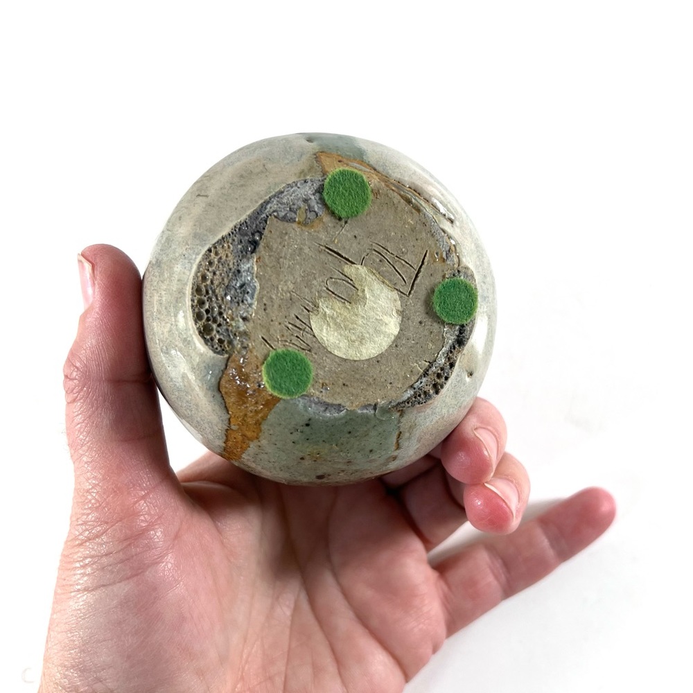 Handmade Small Vase Earth Fired - Picture 4 of 6